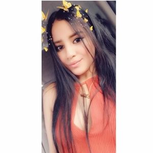 Meet your Posher, Karla